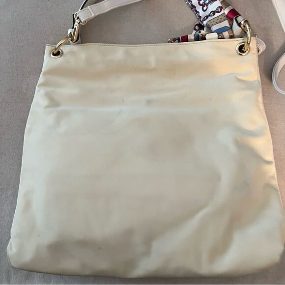 Henri Bendel Messenger Jetsetter - Cream - Picture 5 of 7